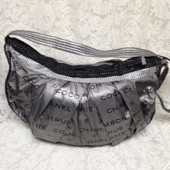 Chanel Silver-Black Weekend-Beach Crossbody - Picture 2 of 13
